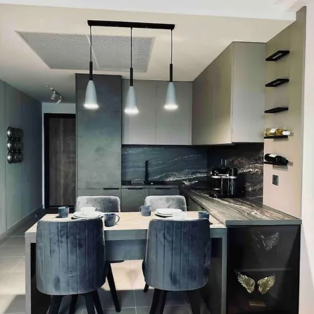 Skyline Serenity 30th Floor - Promo Price